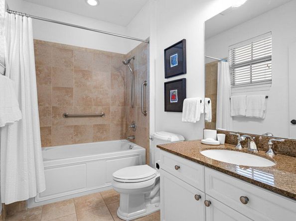 3940 N Flagler Drive 303, West Palm Beach FL 33407