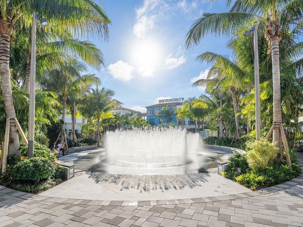 3940 N Flagler Drive 303, West Palm Beach FL 33407