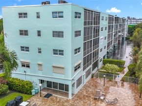700 NE 14th Ave 406, Hallandale Beach FL 33009