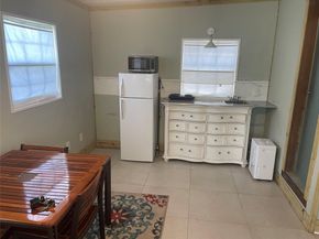 1629 Mayo St, Hollywood FL 33020