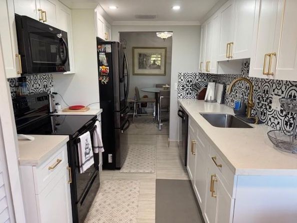 8002 Lagos De Campo Blvd B306, Fort Lauderdale FL 33321