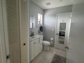 8002 Lagos De Campo Blvd B306, Fort Lauderdale FL 33321
