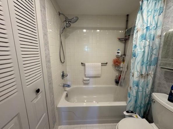 8002 Lagos De Campo Blvd B306, Fort Lauderdale FL 33321