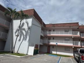 8002 Lagos De Campo Blvd B306, Fort Lauderdale FL 33321