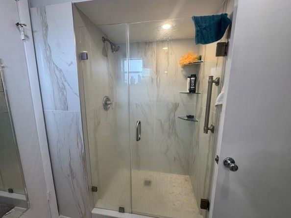 8002 Lagos De Campo Blvd B306, Fort Lauderdale FL 33321