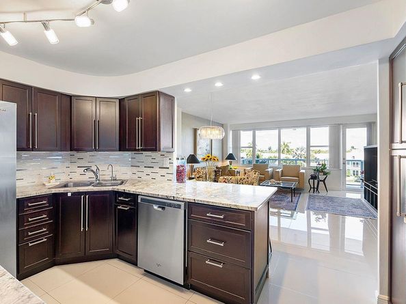 3300 NE 36th St 303, Fort Lauderdale FL 33308