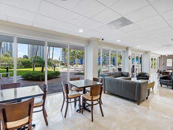3300 NE 36th St 303, Fort Lauderdale FL 33308