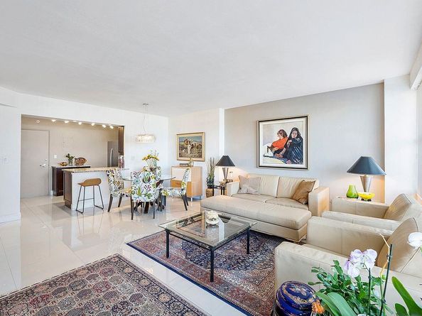 3300 NE 36th St 303, Fort Lauderdale FL 33308
