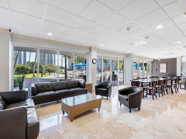 3300 NE 36th St 303, Fort Lauderdale FL 33308