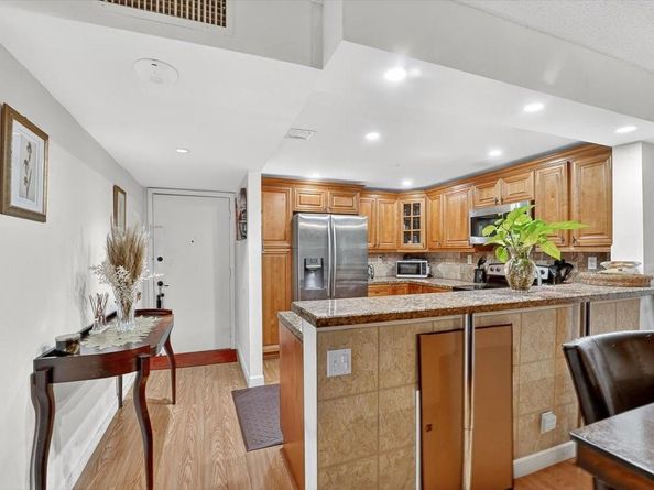 7950 W Mcnab Rd 302, Tamarac FL 33321