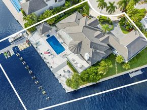7400 NE Orchid Bay Terrace, Boca Raton FL 33487