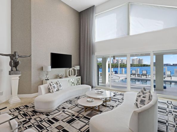 7400 NE Orchid Bay Terrace, Boca Raton FL 33487