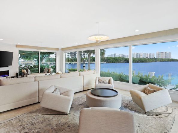7400 NE Orchid Bay Terrace, Boca Raton FL 33487