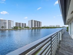 7400 NE Orchid Bay Terrace, Boca Raton FL 33487