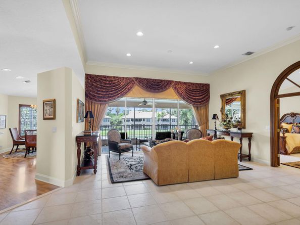 222 Legendary Circle, Palm Beach Gardens FL 33418