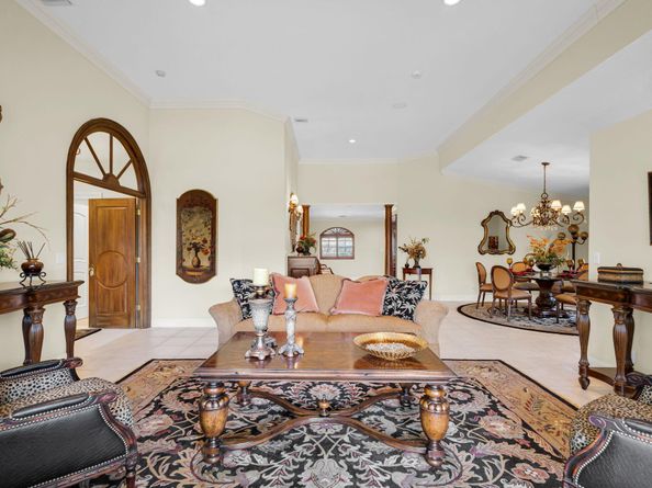 222 Legendary Circle, Palm Beach Gardens FL 33418
