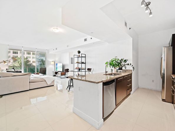 951 Brickell Avenue 400, Miami FL 33131