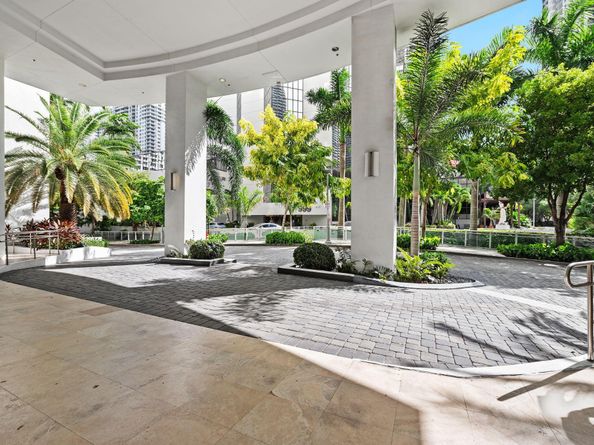 951 Brickell Avenue 400, Miami FL 33131