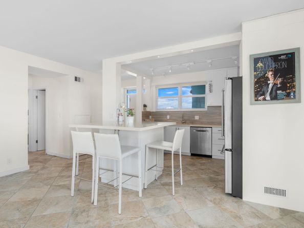 1900 S Ocean Dr 1002, Fort Lauderdale FL 33316