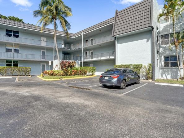 9201 Lime Bay Blvd 114, Tamarac FL 33321
