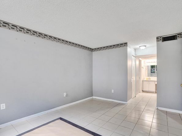9201 Lime Bay Blvd 114, Tamarac FL 33321