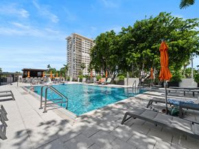 340 Sunset Dr 401, Fort Lauderdale FL 33301