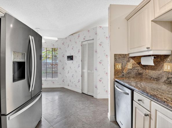 8225 Cassia Drive, Boynton Beach FL 33472