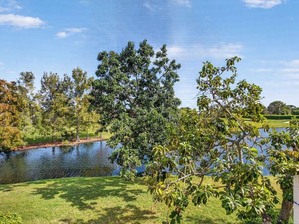 900 Greensward Lane 203G, Delray Beach FL 33445