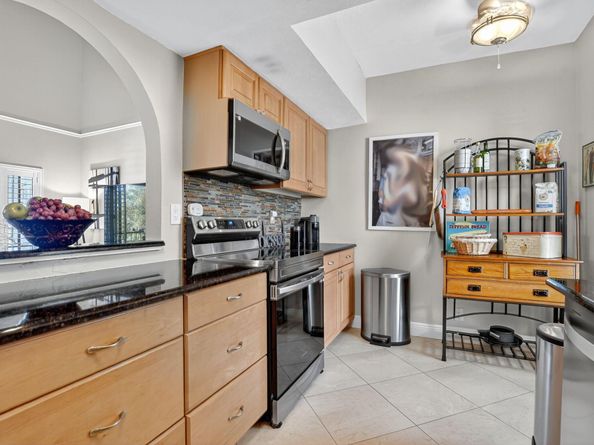 900 Greensward Lane 203G, Delray Beach FL 33445