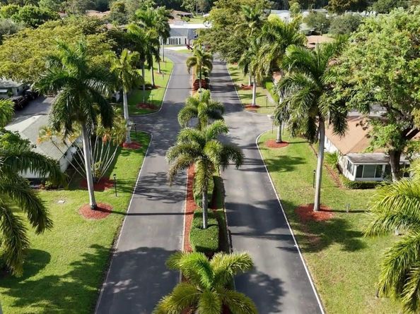 521 Sandpiper Circle, Delray Beach FL 33445