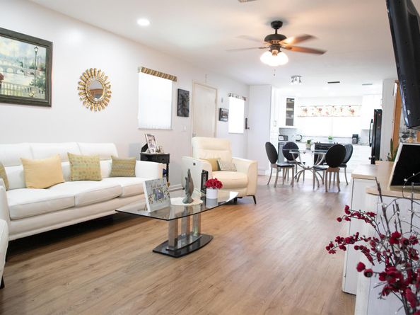 521 Sandpiper Circle, Delray Beach FL 33445