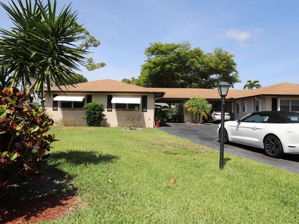 521 Sandpiper Circle, Delray Beach FL 33445