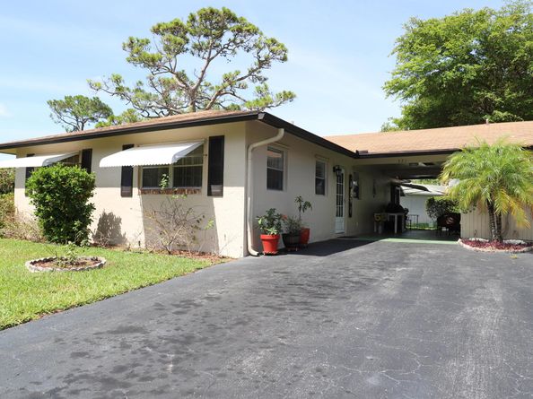 521 Sandpiper Circle, Delray Beach FL 33445