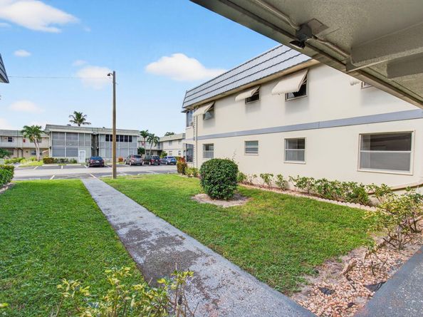 117 Brittany C, Delray Beach FL 33446