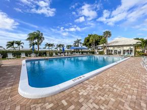 400 SW Golfview Terrace 102, Boynton Beach FL 33426