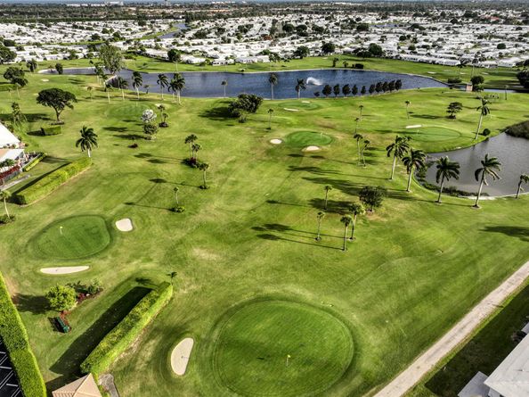 400 SW Golfview Terrace 102, Boynton Beach FL 33426