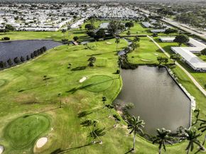 400 SW Golfview Terrace 102, Boynton Beach FL 33426