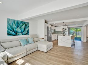 701 NE 164th St, Miami FL 33162