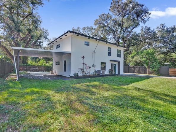 701 NE 164th St, Miami FL 33162