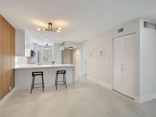 4090 Tivoli Court 208, Lake Worth FL 33467