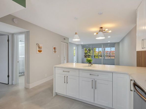 4090 Tivoli Court 208, Lake Worth FL 33467