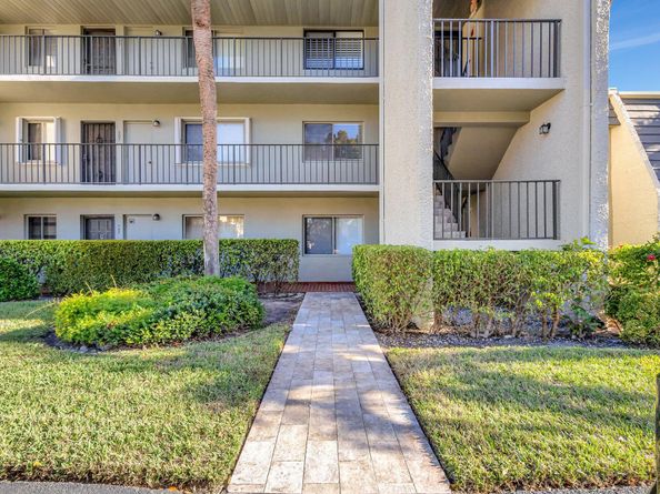 4090 Tivoli Court 208, Lake Worth FL 33467