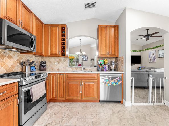 7297 Burgess Drive, Lake Worth FL 33467