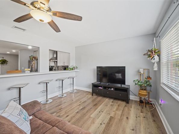 7464 NW 16th, Plantation FL 33313