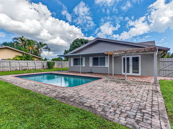 6400 NW 34th Ave, Fort Lauderdale FL 33309