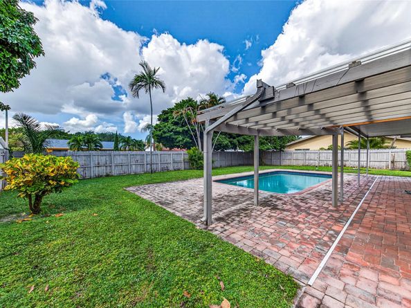 6400 NW 34th Ave, Fort Lauderdale FL 33309