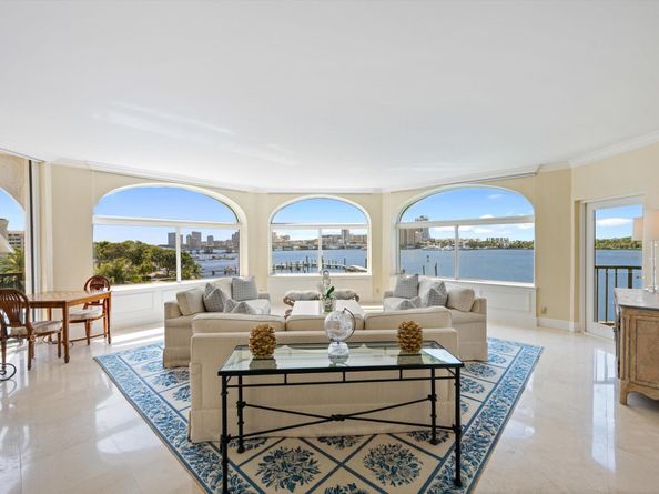 200 Bradley Place 303, Palm Beach FL 33480