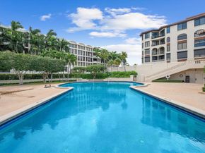 200 Bradley Place 303, Palm Beach FL 33480