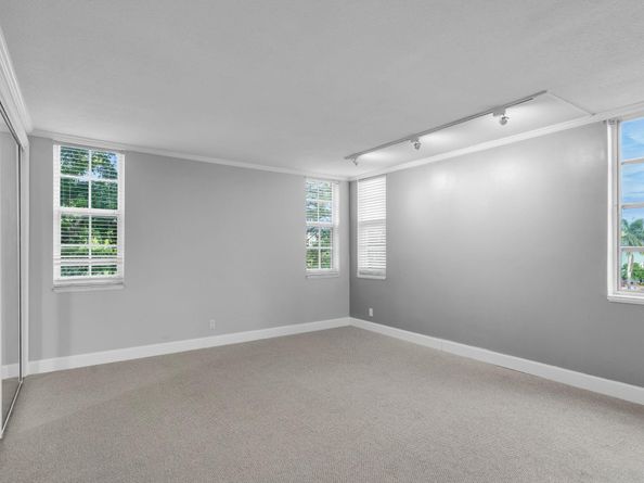 4020 W Palm Aire Dr 312, Pompano Beach FL 33069