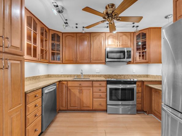 4020 W Palm Aire Dr 312, Pompano Beach FL 33069